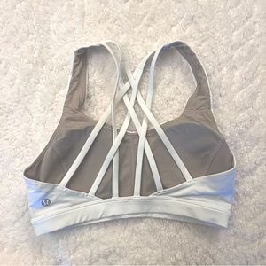 Lululemon Sports Bra - Free to be Serene size 4